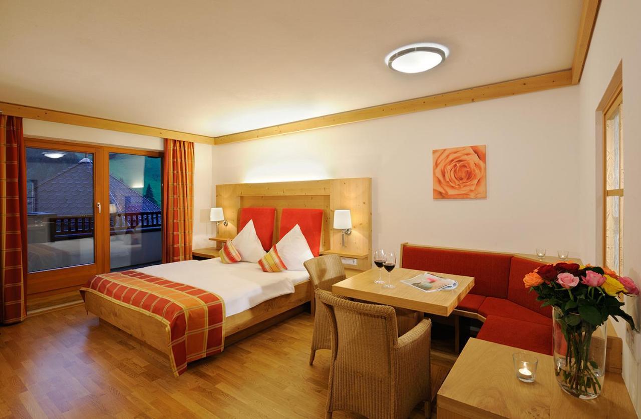 Hotel Marten - Joker Card Partner Saalbach-Hinterglemm Ngoại thất bức ảnh